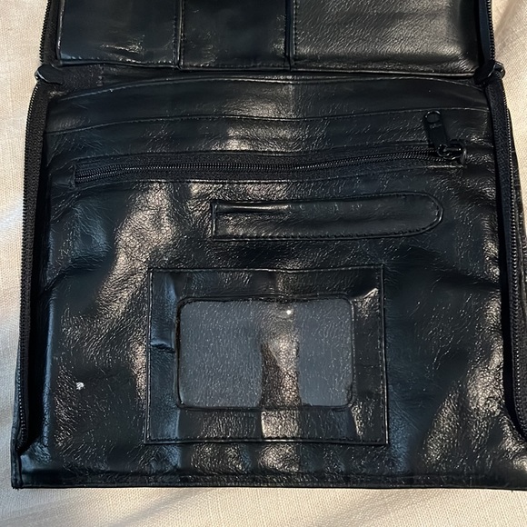 Bottega Veneta Style Crossbody 100% Soft Leather - Picture 5 of 6